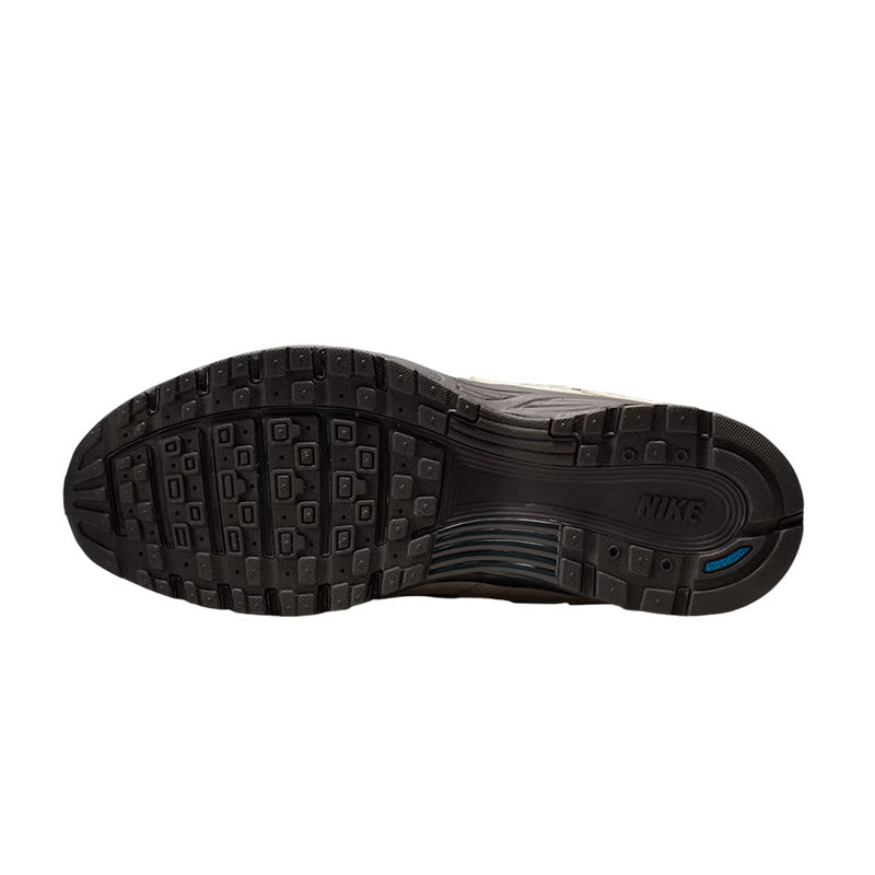Baskets Homme Nike P-6000