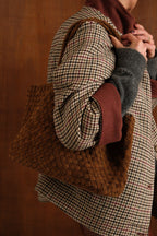 Bolso Maxi Ante Trenzado Camel