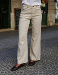 Valeria Beige Jeans