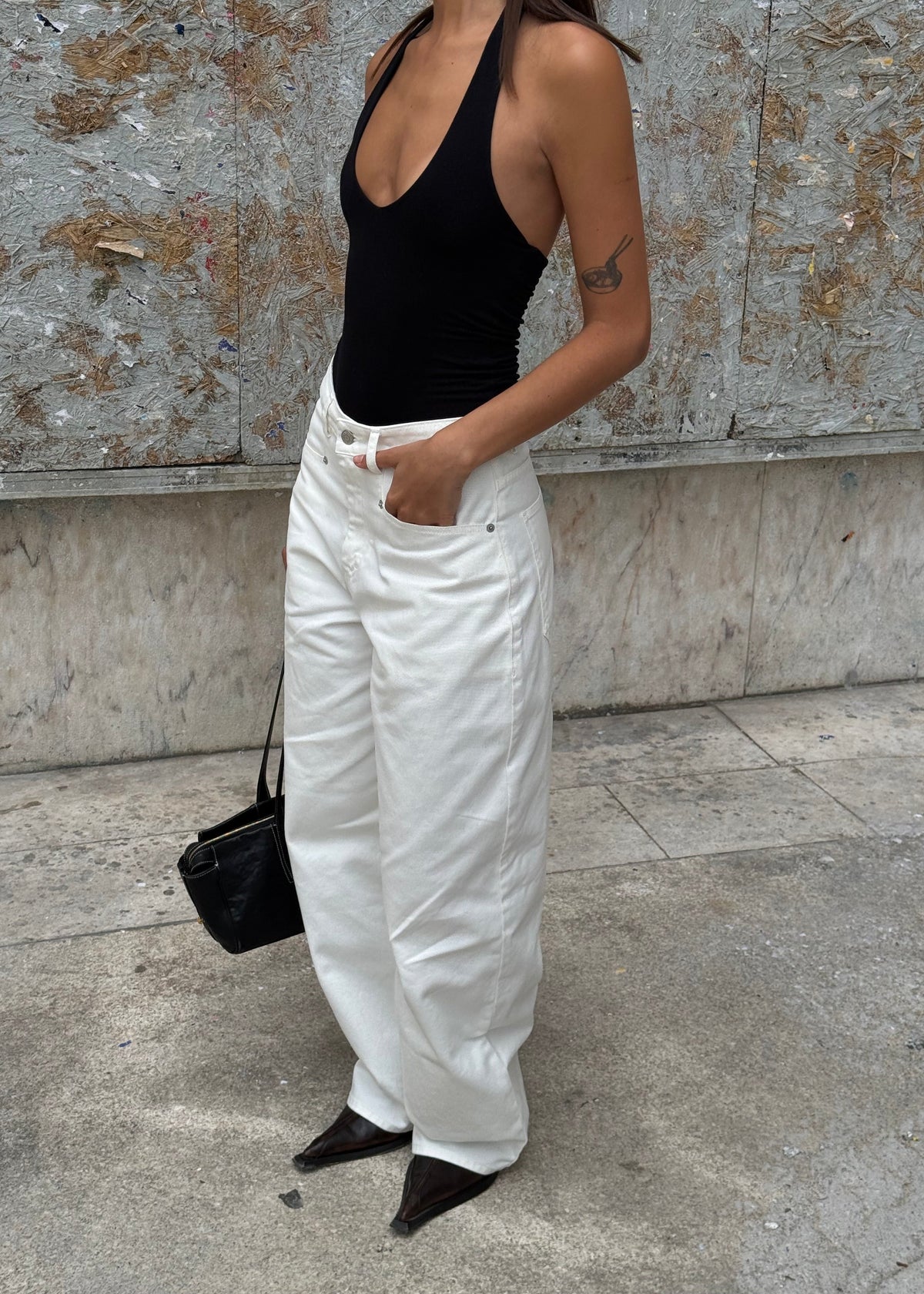Jeansy Ava Mid-Waist Barrel - White