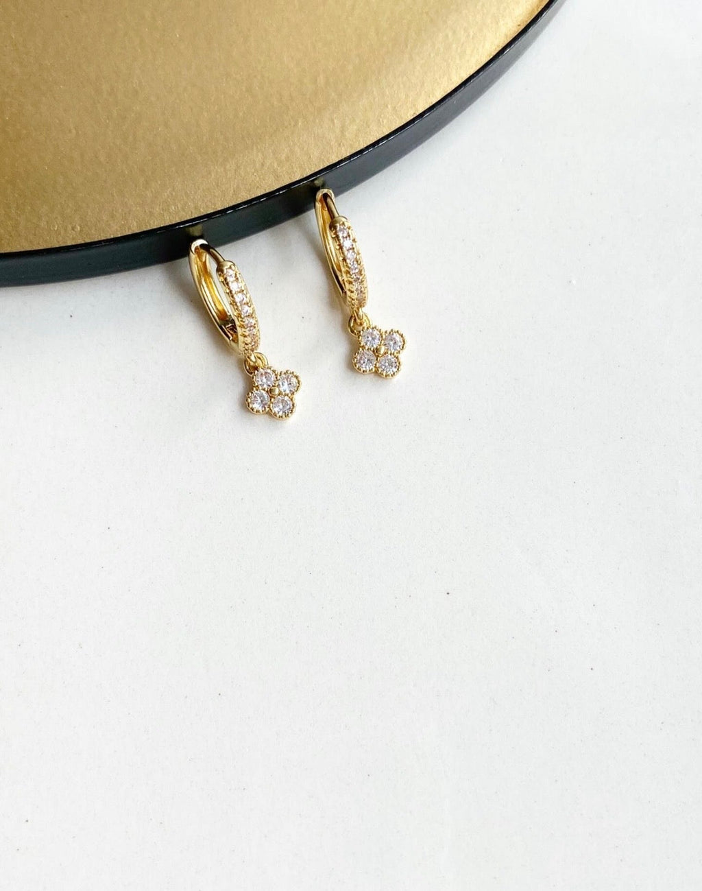 Victoire Hoop Earrings
