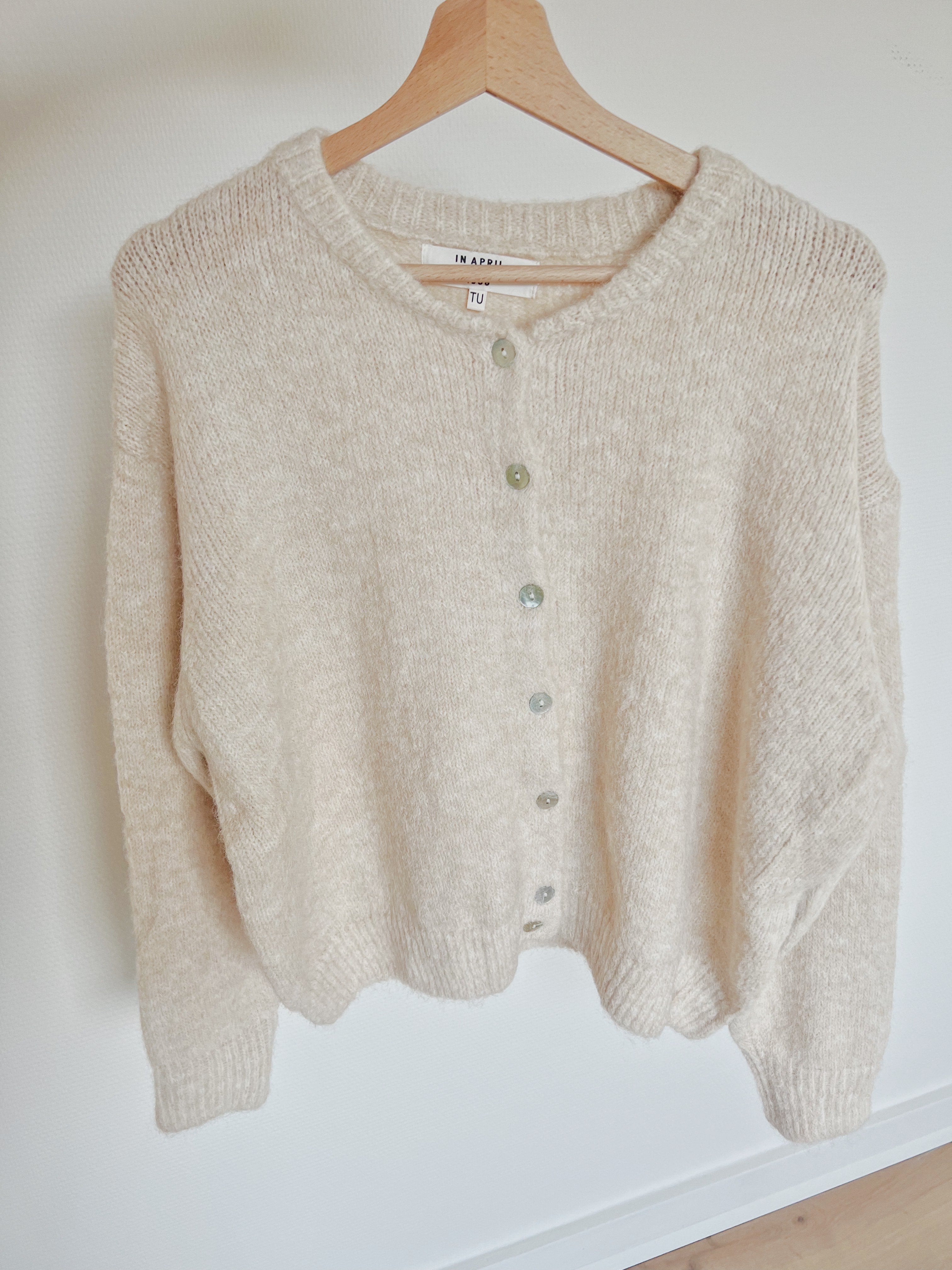 Charlie Cardigan Beige