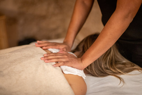 Skräddarsydd massage vitaliserande eller avslappnande Les Jardins Suspendus - 50 min