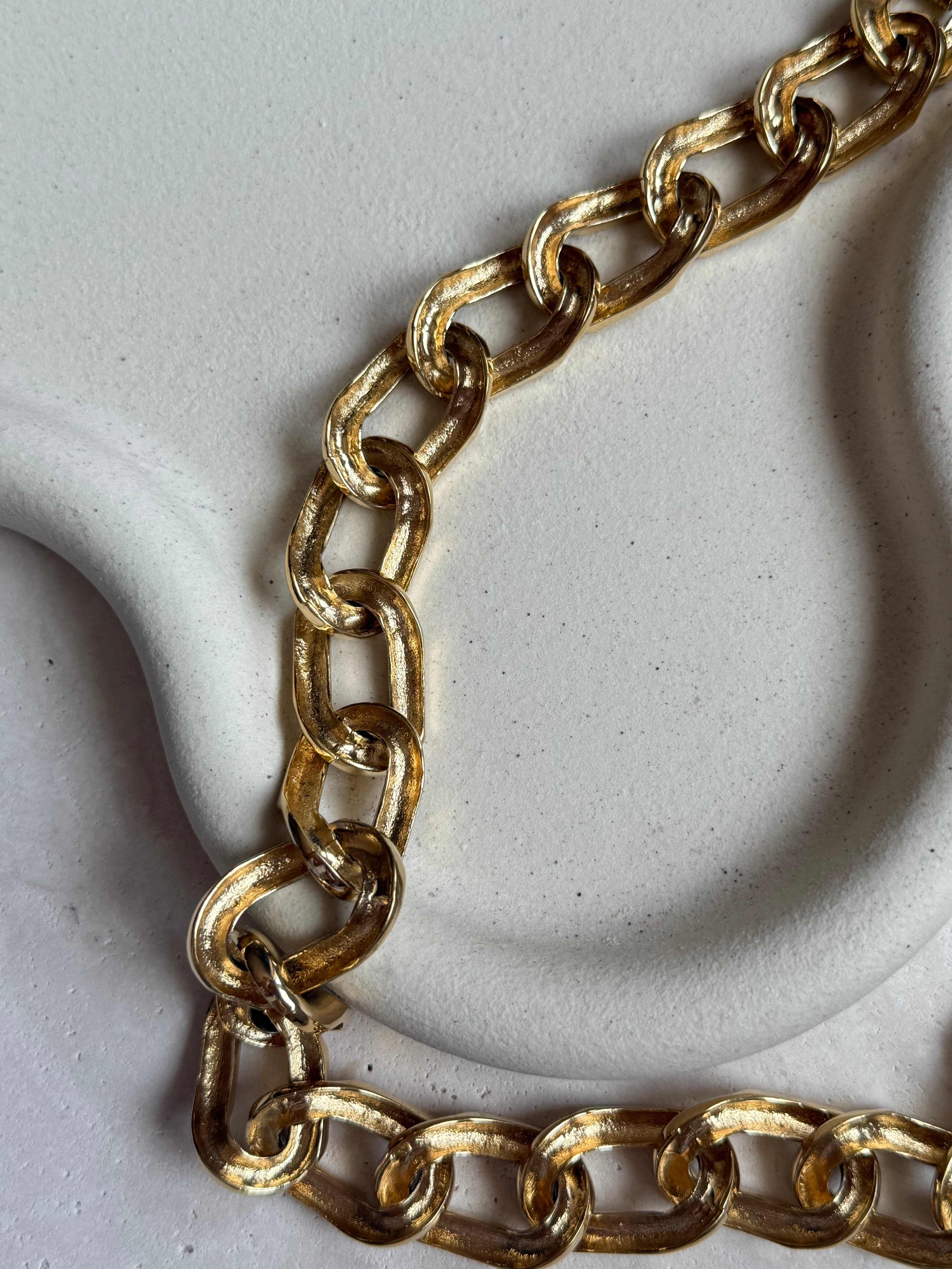 Vintage Rectangle Chunky Mesh Necklace