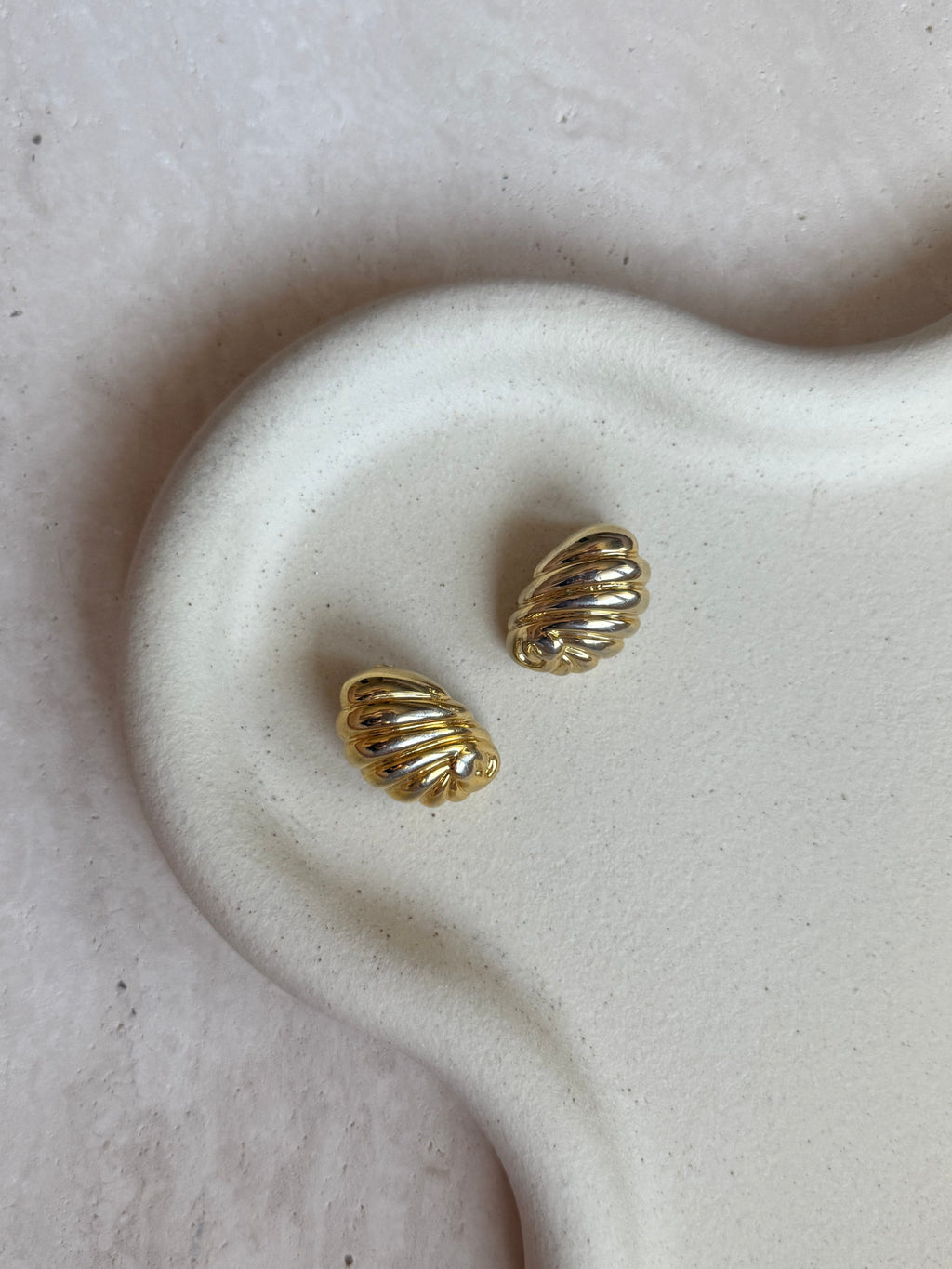 Boucles D’Oreilles Vintage Escargots Dorés