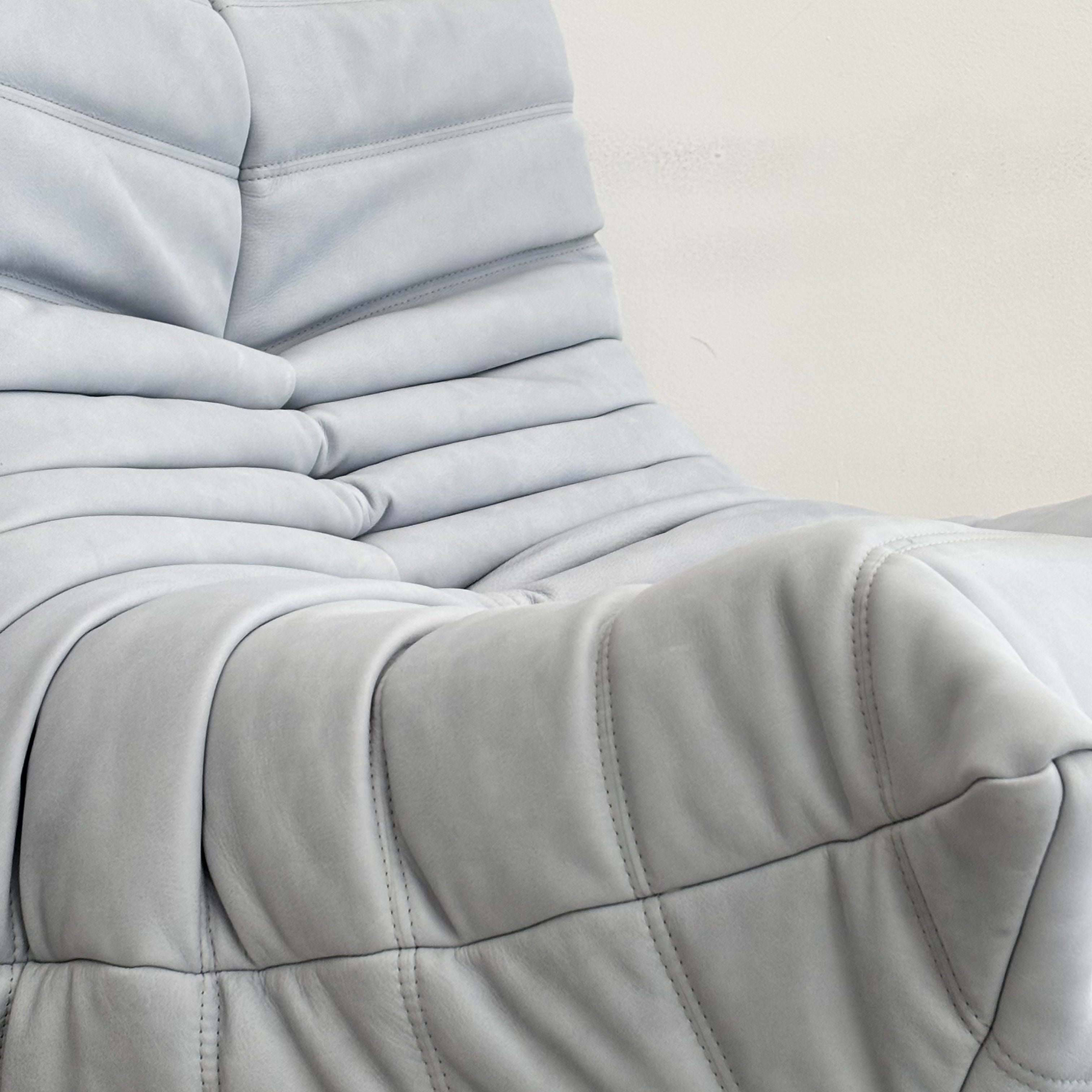 Chauffeuse Togo por Michel Ducaroy para Ligne Roset