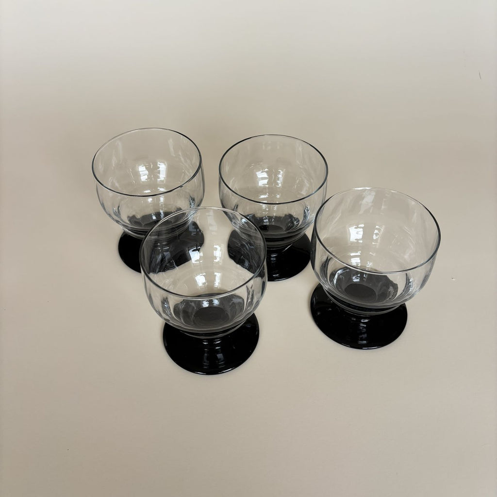 4 Copas Con Pie Negro