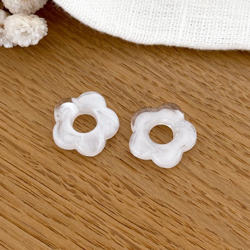 Flowers "Flora" acetate-Earrings-instants-plaisirs-White-Instants Plaisirs | Jewelry