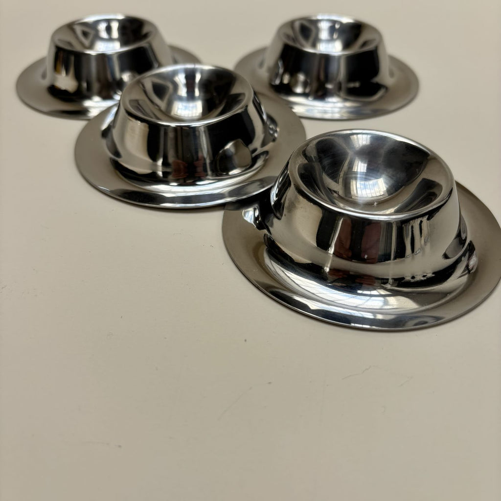 Juego De 4 Hueveras De Metal Vintage
