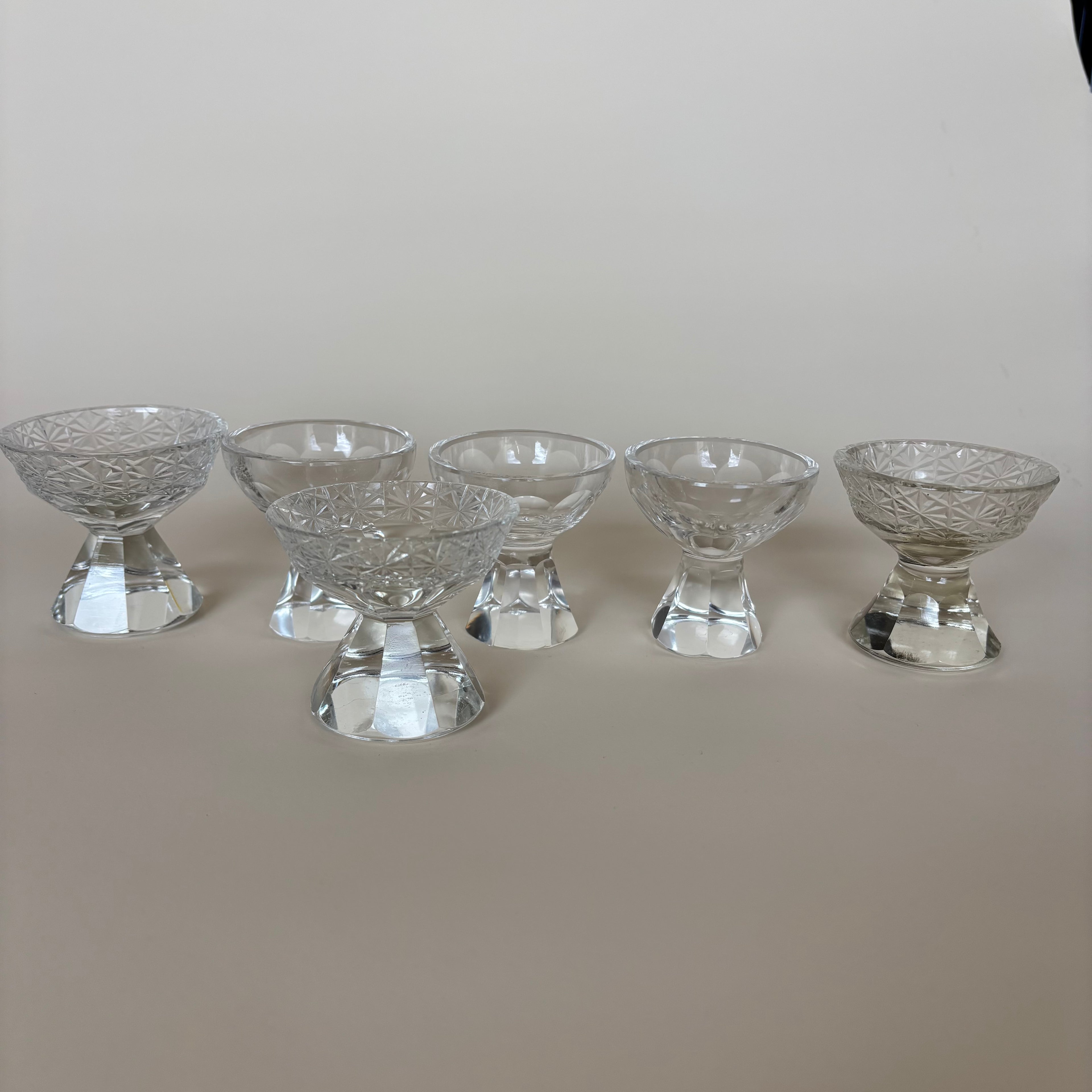Ensemble De 6 Petits Verres