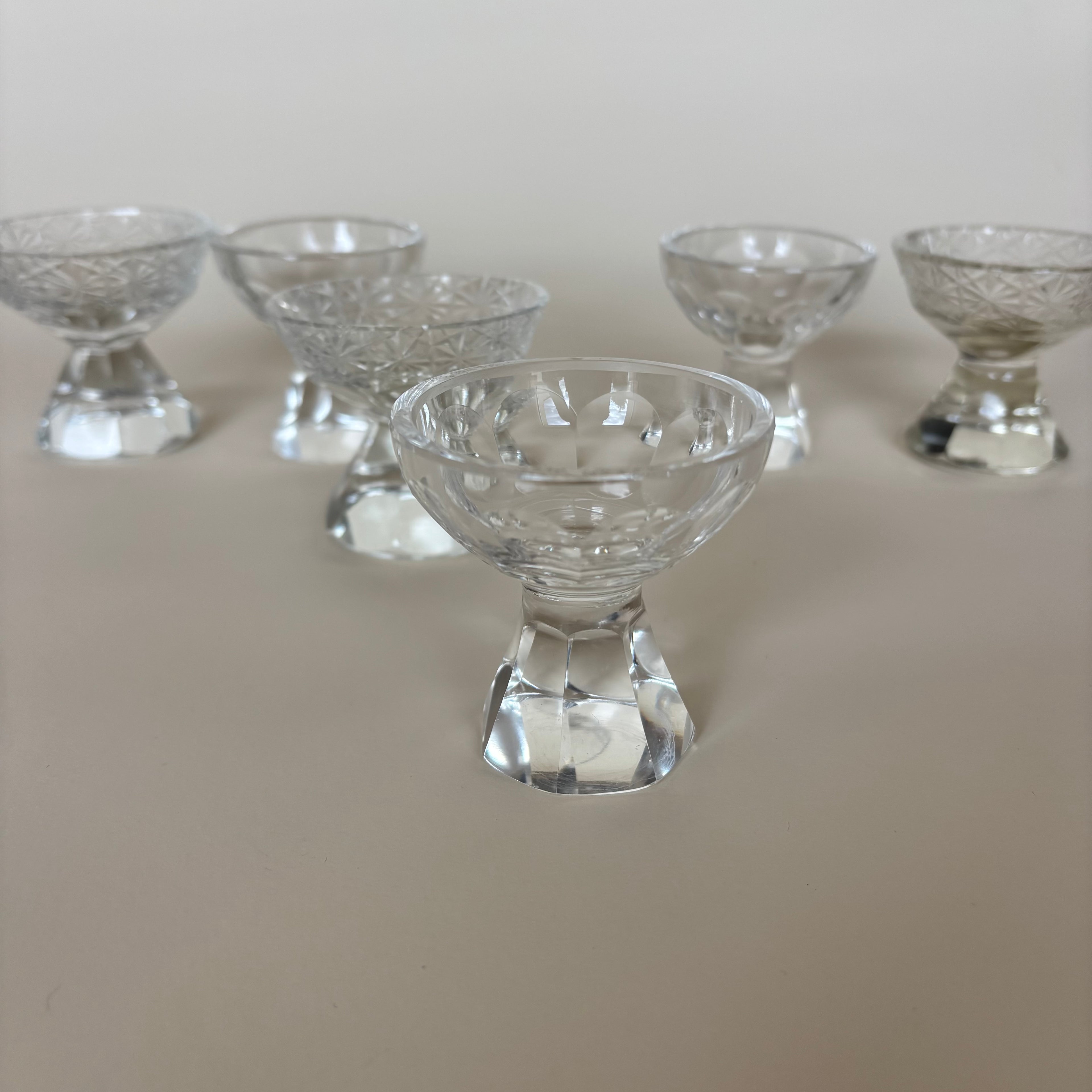Ensemble De 6 Petits Verres