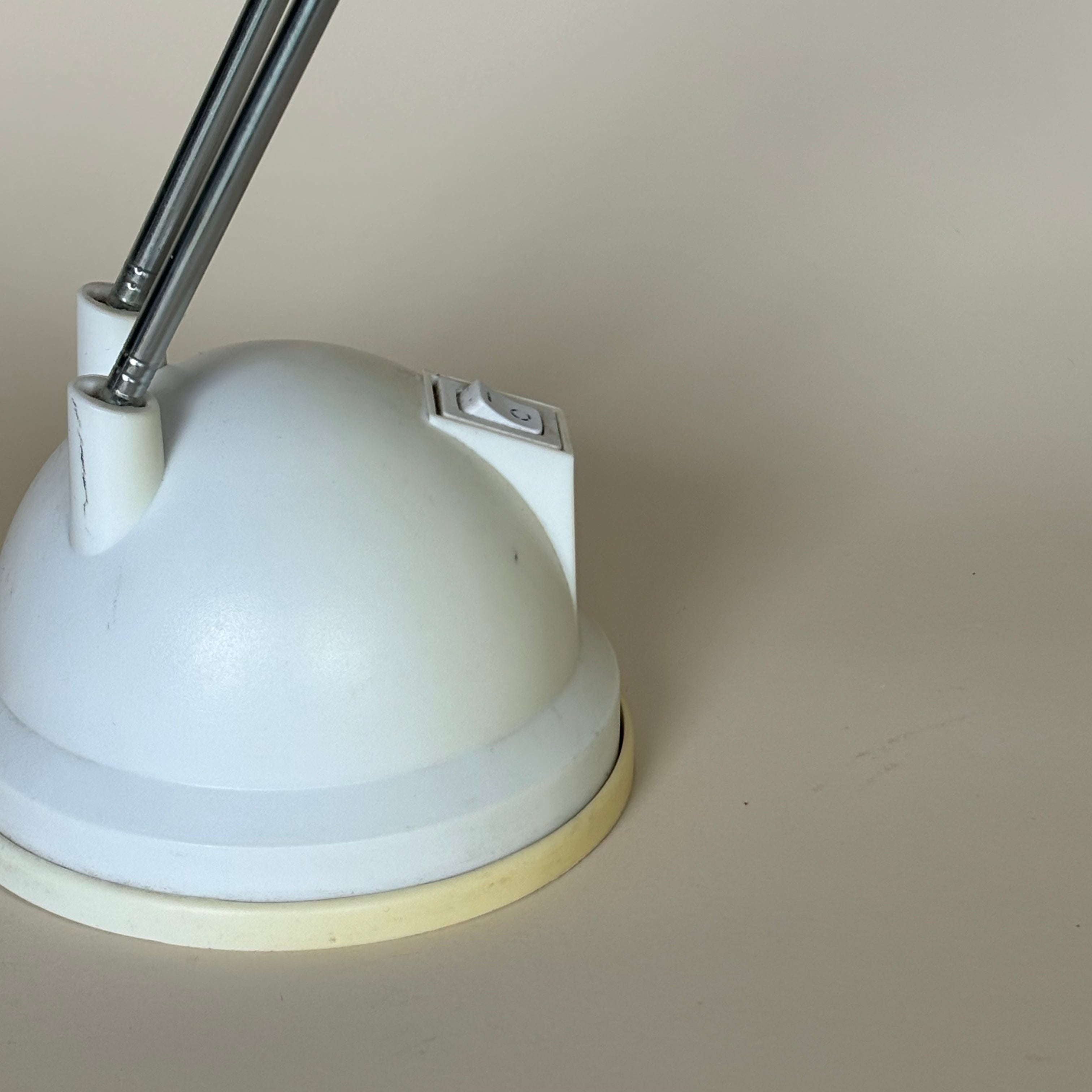 Lampe Blanche Vintage