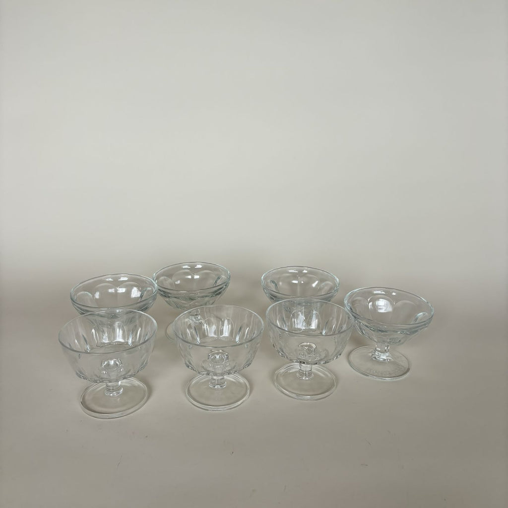 Juego De 7 Copas De Vidrio