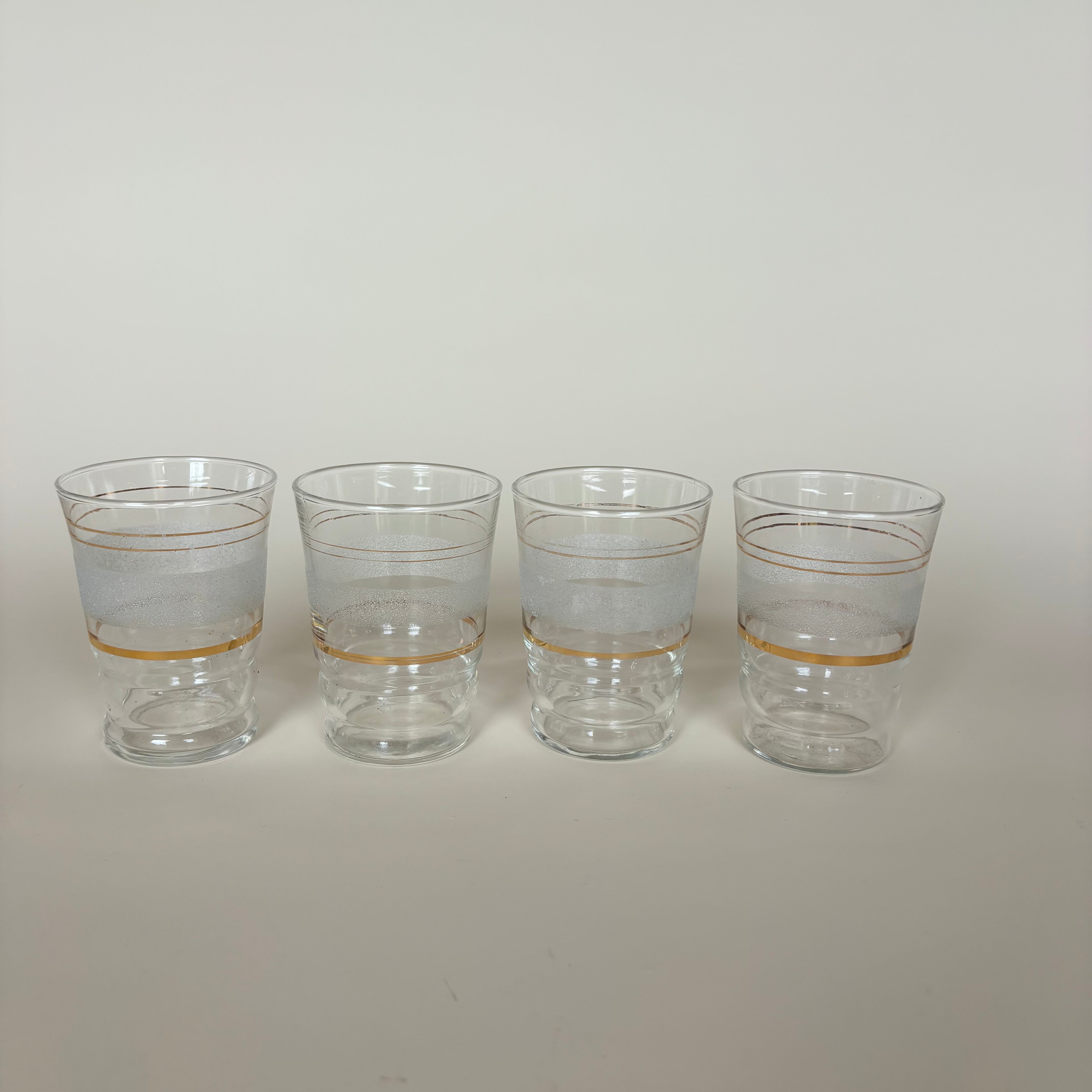 Lote De 4 Vasos Ribete Dorado