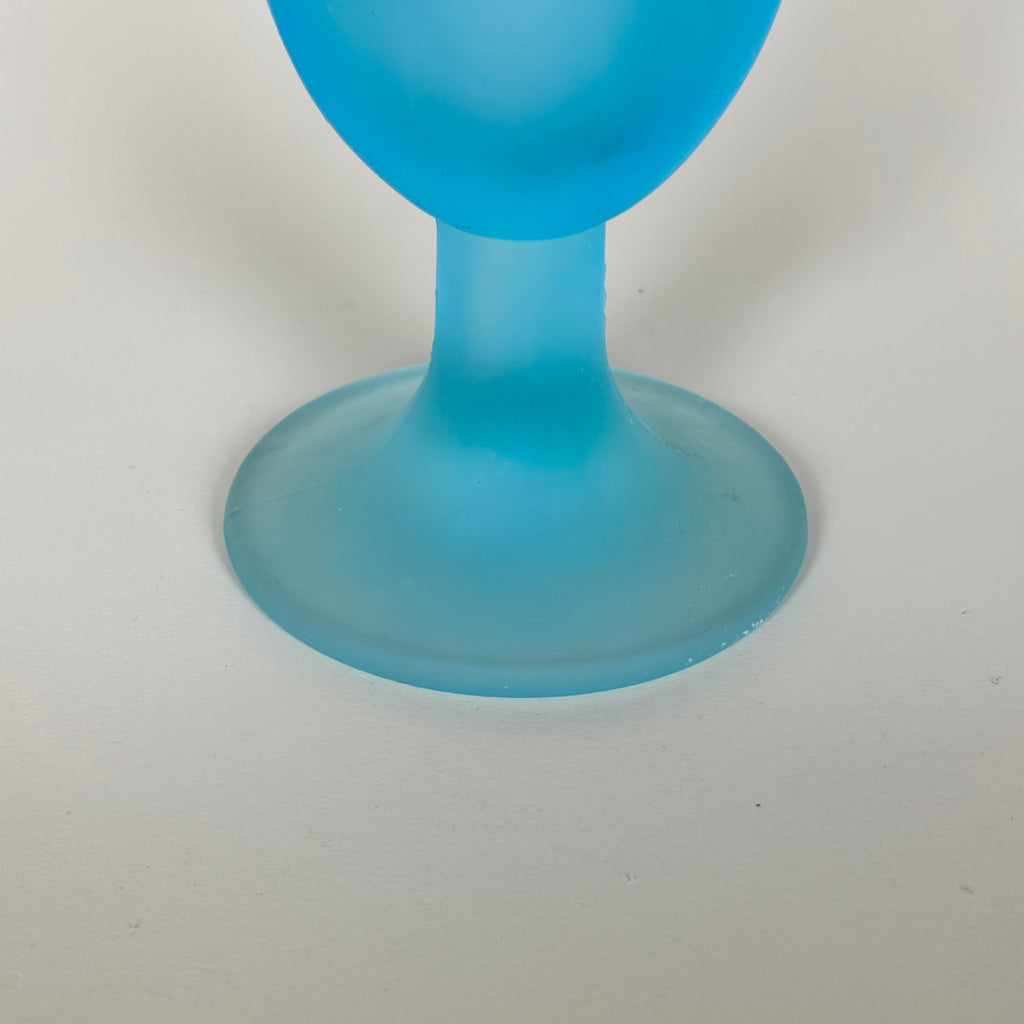 Jarrón de vidrio azul