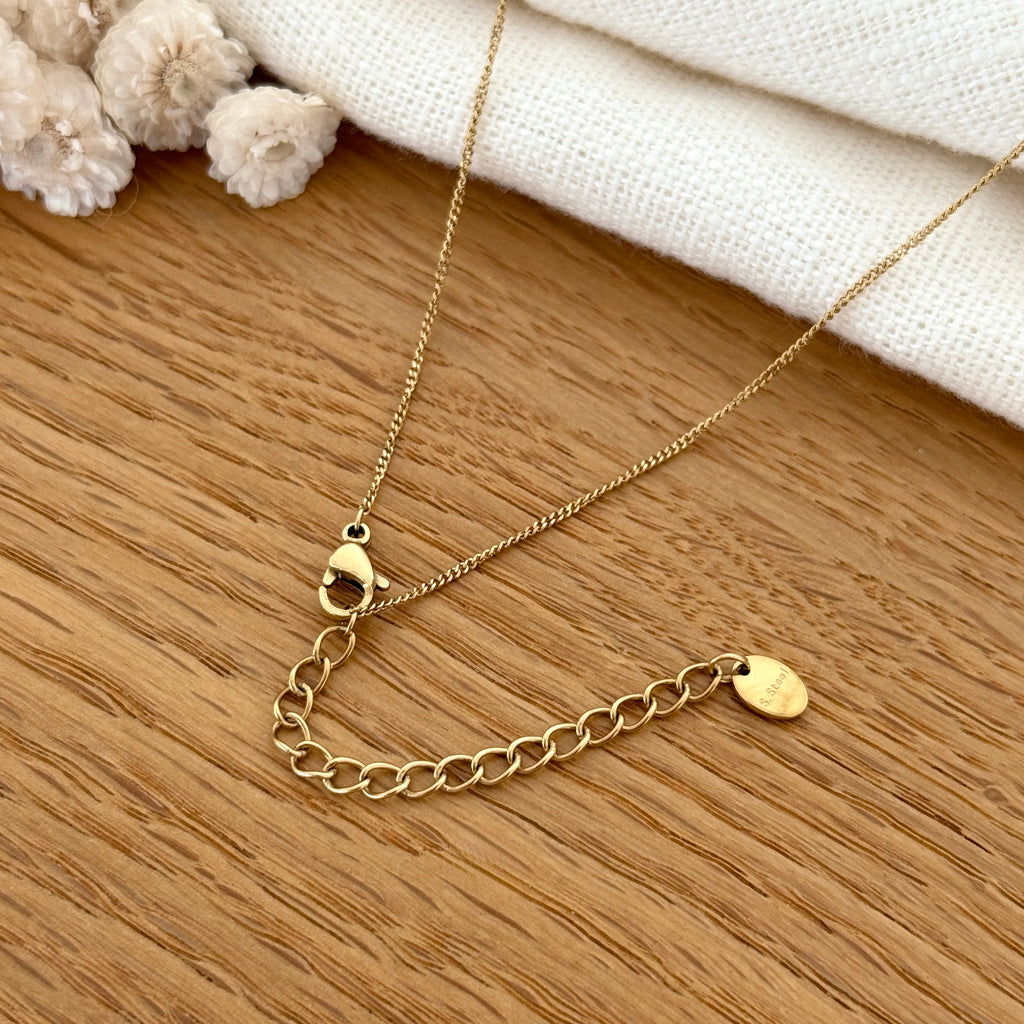 Collar de acero “Judie”