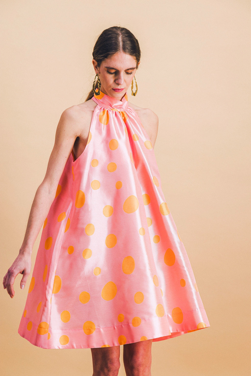 Vestido Paule con lunares oscilantes