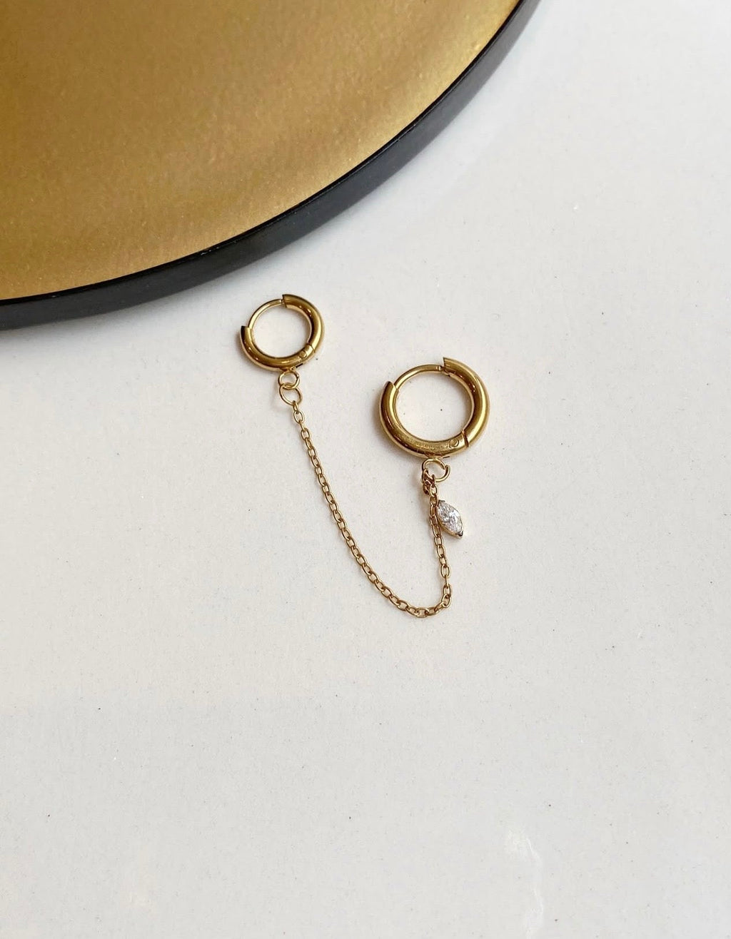 Single Roméo Hoop Earring
