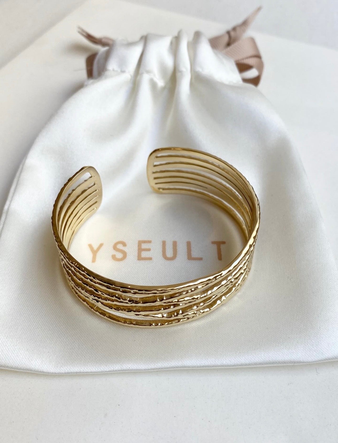 Brazalete rígido Gatien