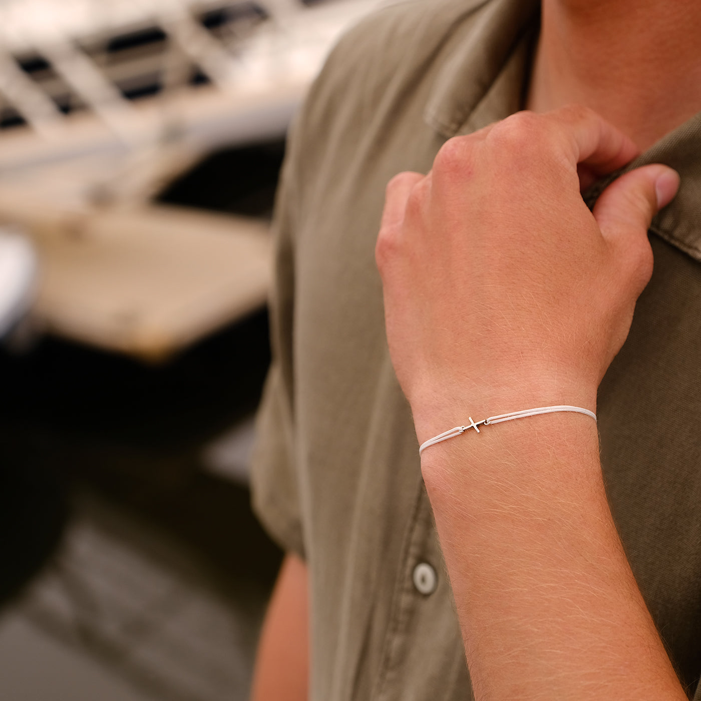 Pulsera X - Chapada en plata - Negro