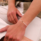 Pulsera Y - Chapada en plata - Negro