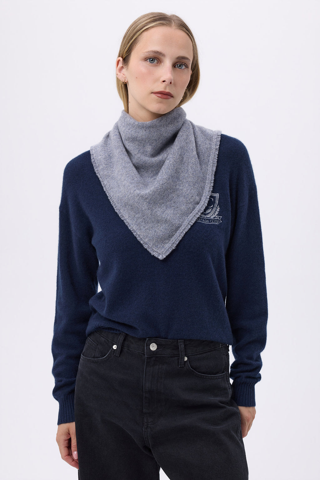 Bufanda Bandana Triangular Lisa Irma - Gris Oscuro - Mujer