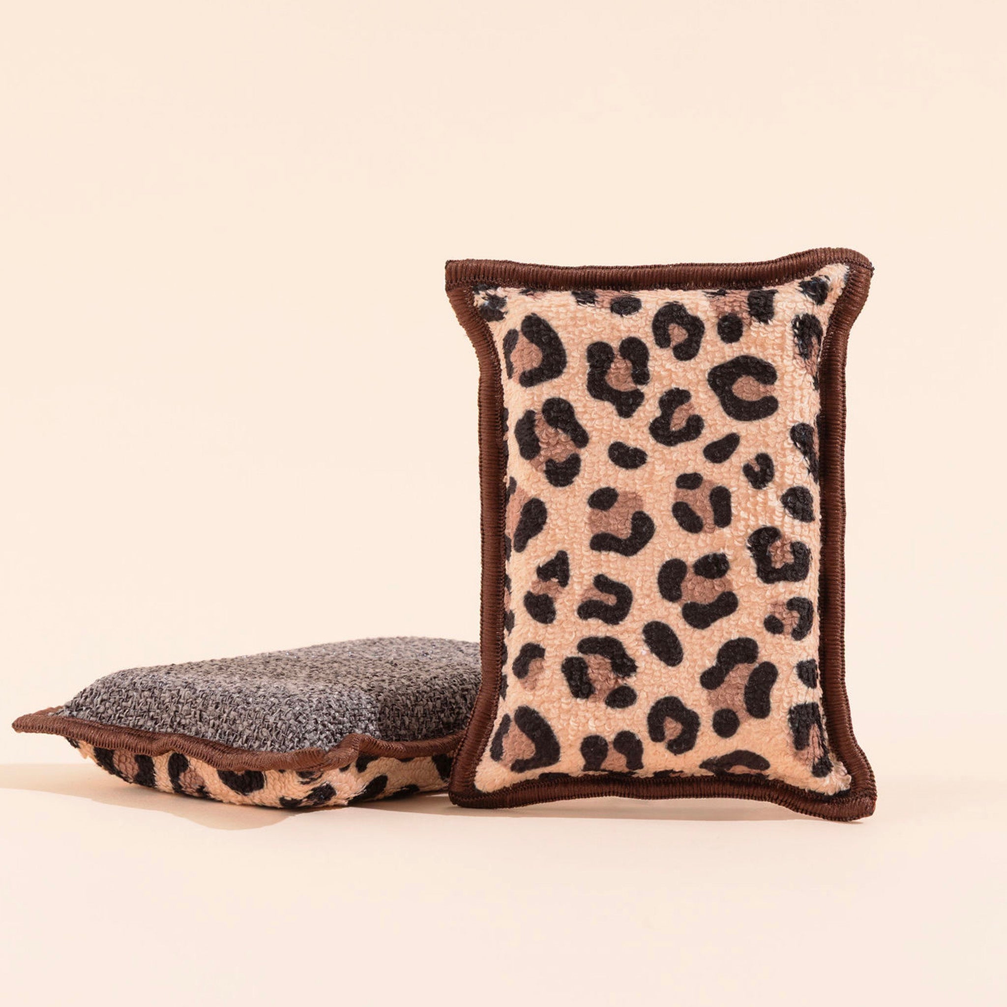 New - Washable Sponges 4 Leopard