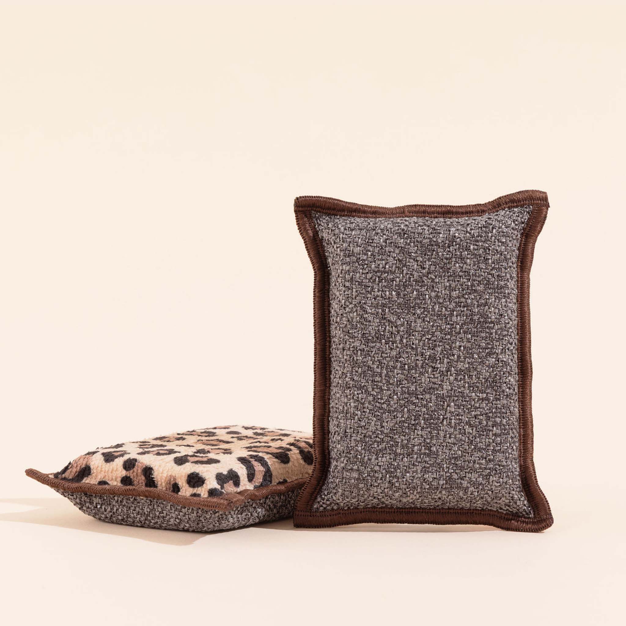 New - Washable Sponges 4 Leopard