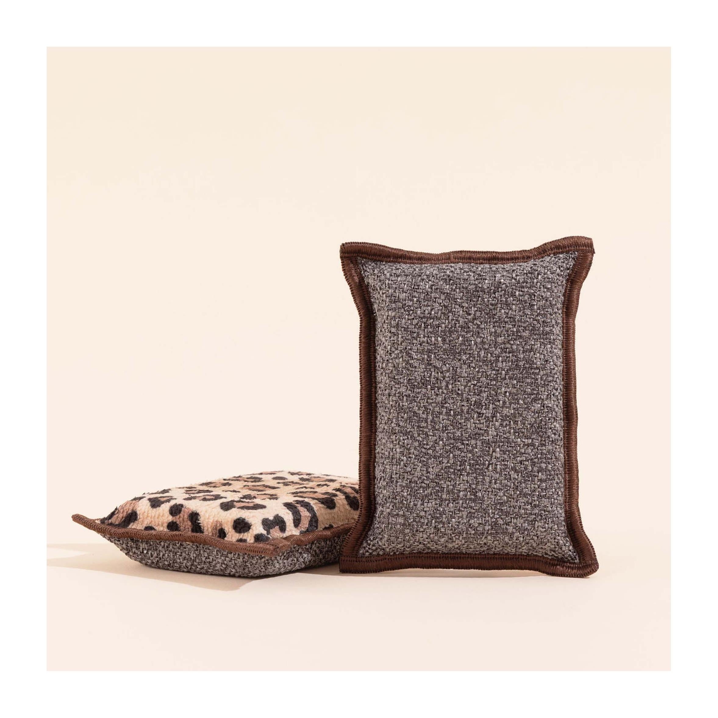 New - Leopard Sponge Duo