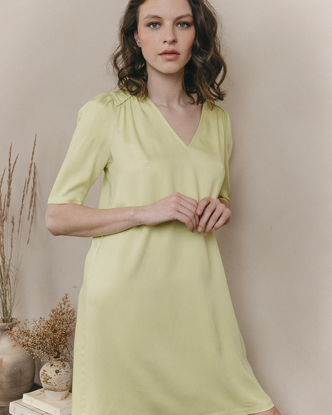Jinette Short Dress - Kiwi