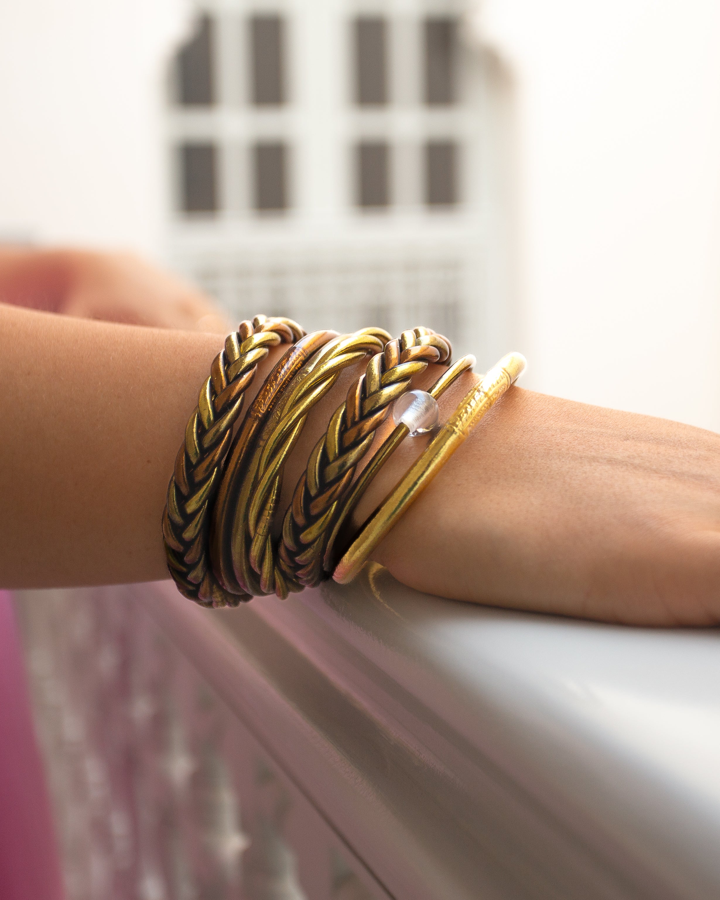 Aro Budista Mantra Light Gold