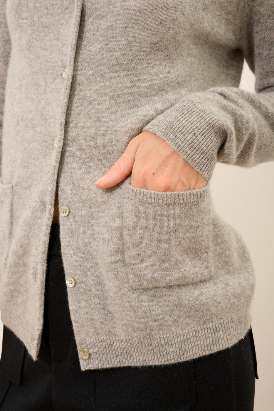 Just Cashmere - Crew-Neck Cardigan - Katharine - Mottled Cloud