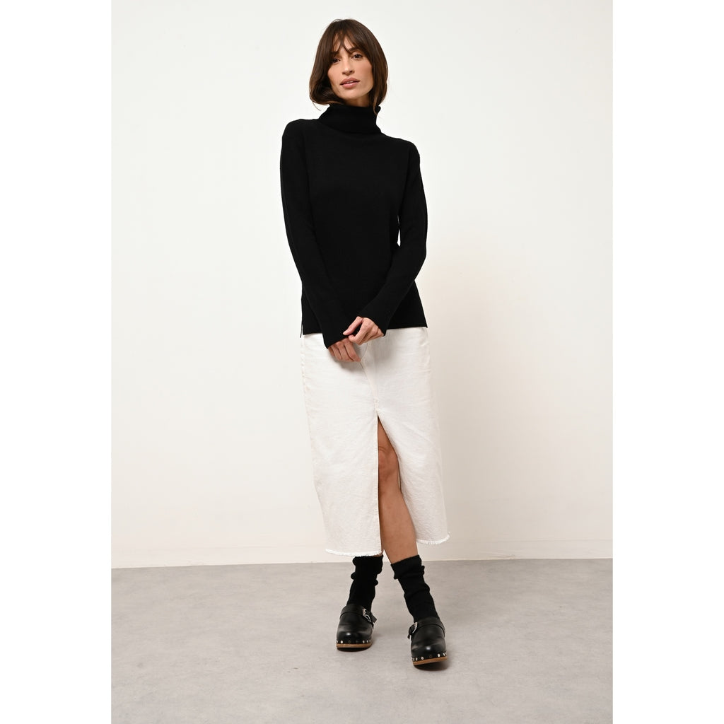 Crew-Neck Jumper - Karen - Black