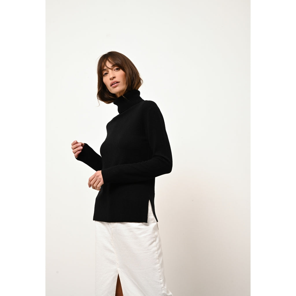 Crew-Neck Jumper - Karen - Black