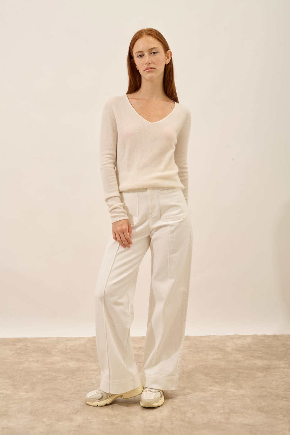 V-Neck Jumper - Joan - Ivory