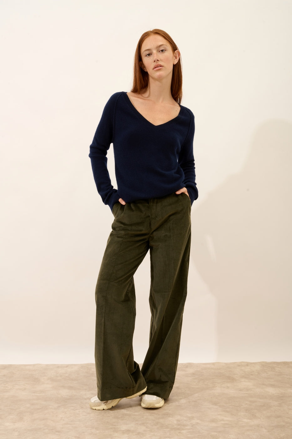 V-Neck Jumper - Phoebe - Navy