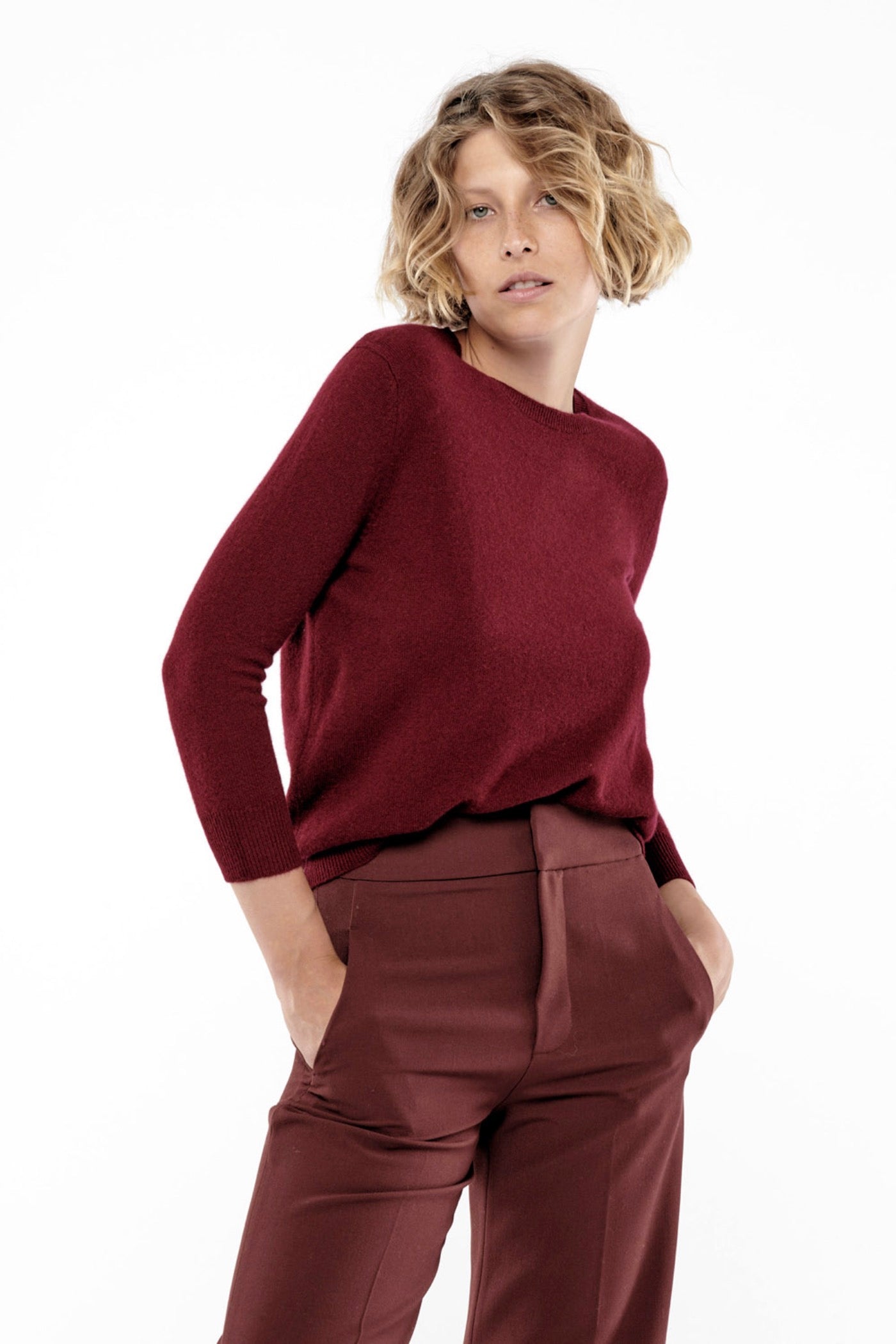 Back-Buttoned Crew-Neck Jumper Janice - 100% 2-Ply Cashmere - Burgundy - Women