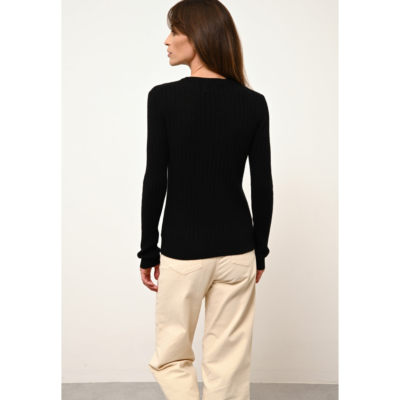 Crew-Neck Jumper - Avana - Black