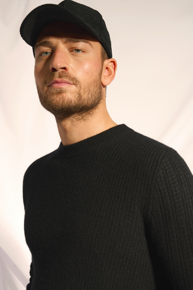 4-Ply Lukka Crew-Neck Jumper - Black