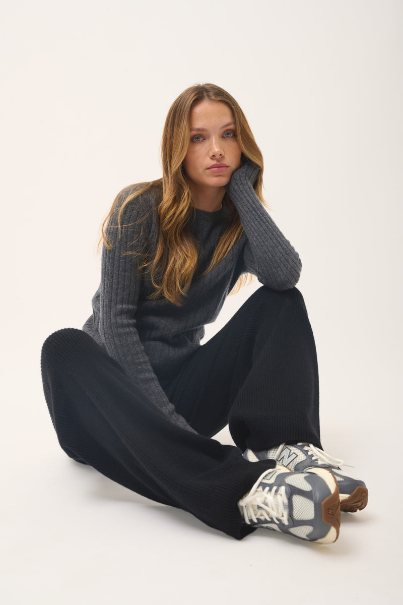 Avana Crew-Neck Jumper - 100% 2-Ply Cashmere - Mottled Anthracite - Women's