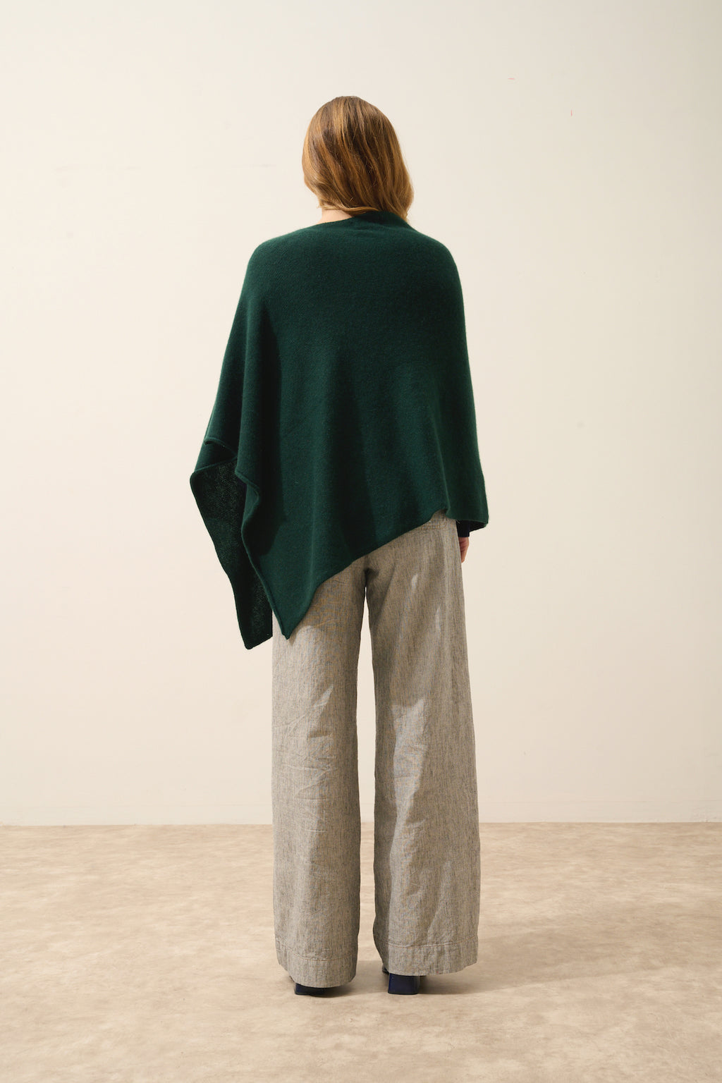 Poncho 4 Cabos - Ashley - Ciprés