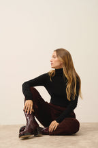 Serelith Roll-Neck Jumper - 100% 2-Ply Cashmere - Black - Women