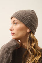 4-Ply Beanie - Ember - Mottled Taupe