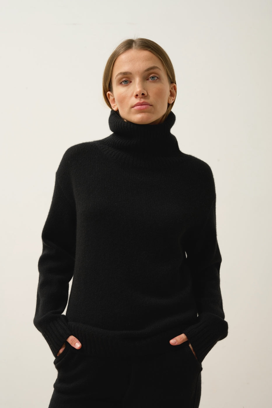 Pull Col Roulé 4Fils - Iseria - Noir