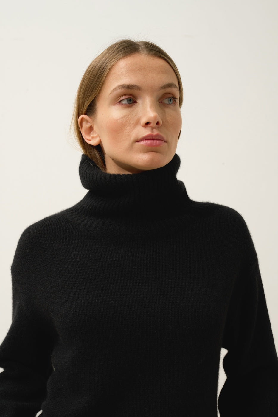 Pull Col Roulé 4Fils - Iseria - Noir