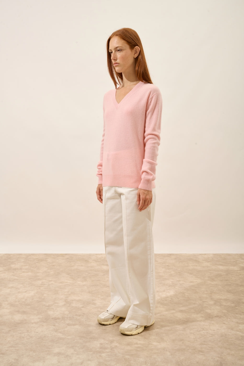V-Neck Sweater - Nora - Ballerina