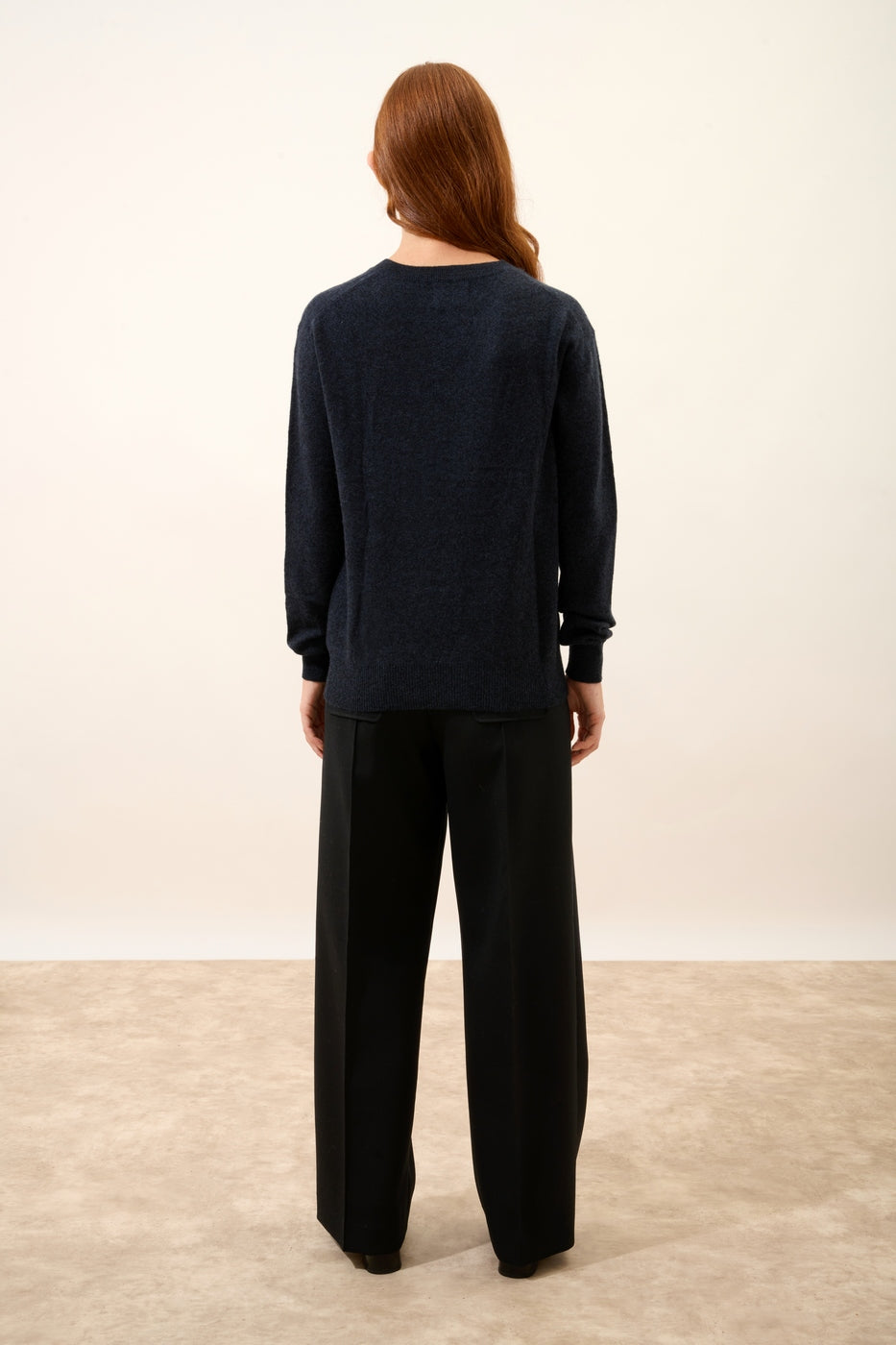 Pull Col V - Nora - Caviar