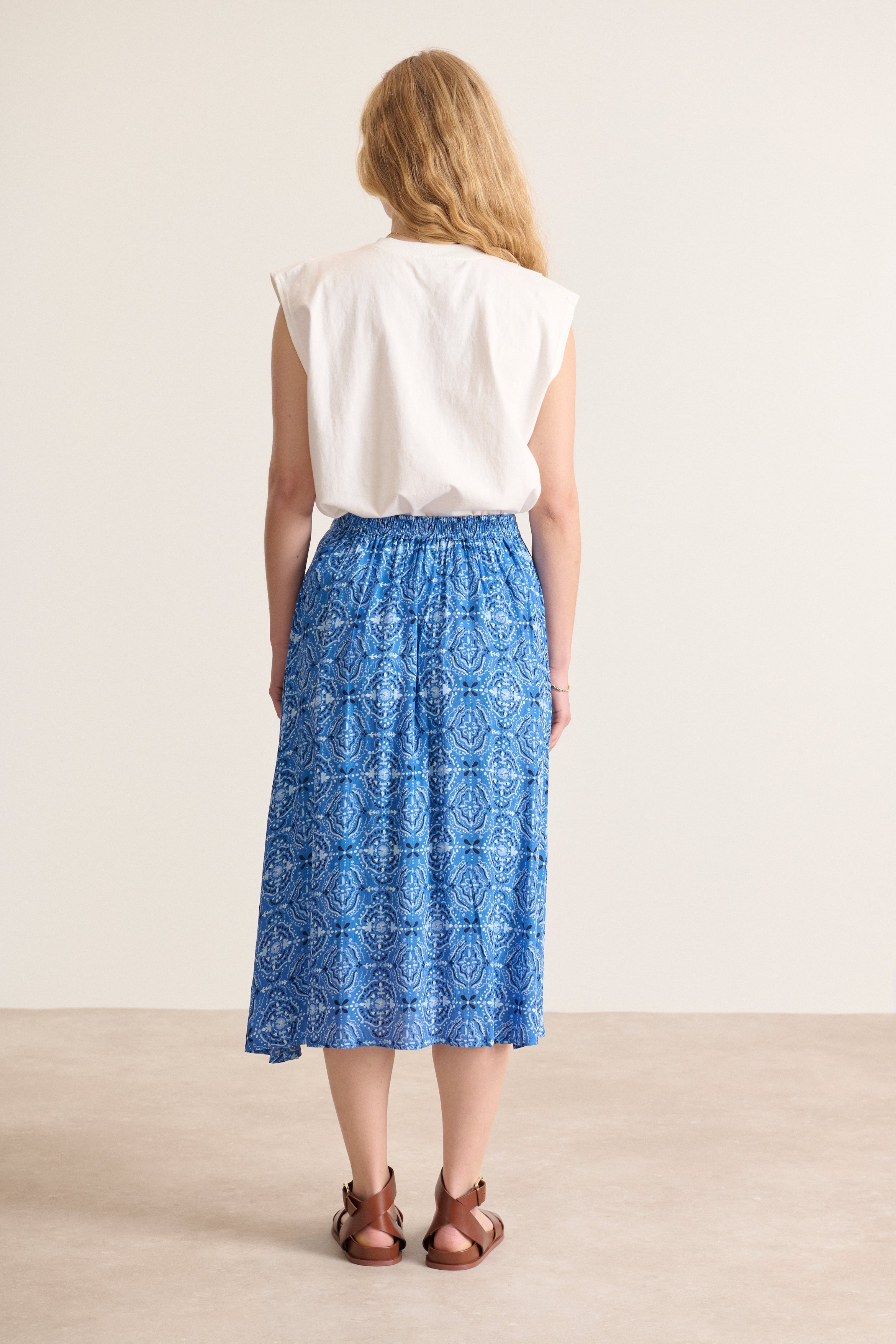 Women's midi cut skirt, fluid and elegant elastic waist, spring summer collection  