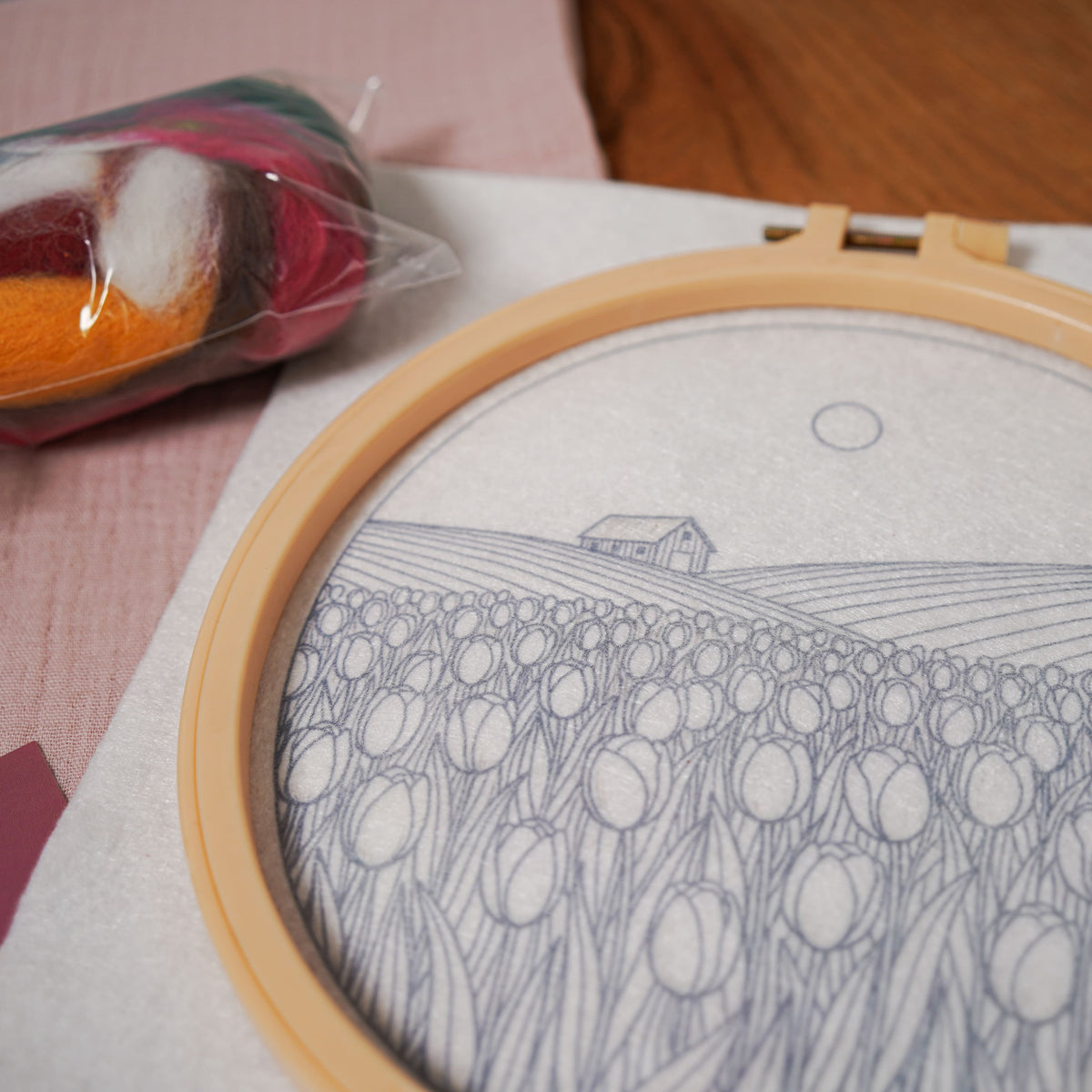 Kit Diy Feutrage À L'Aiguille Tulipes