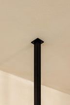 Ropa RUBI, look minimalista, construcción estable, diseño elegante para decoración de tobillo.